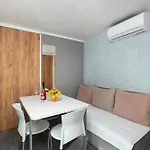 Kompleks wypoczynkowy Amadria Park Mobile Homes Szybenik