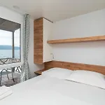 Kompleks wypoczynkowy Amadria Park Mobile Homes 4*