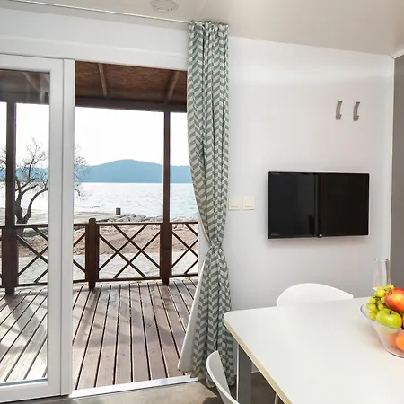 홀리데이파크 Amadria Park Mobile Homes 시베니크