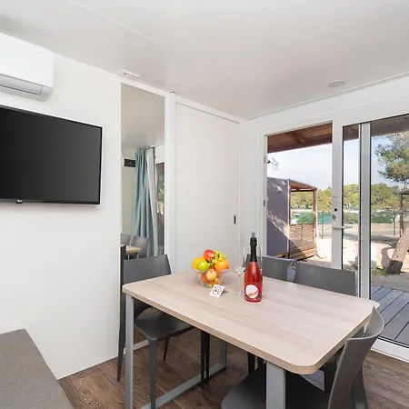 Amadria Park Mobile Homes Holiday park 4*