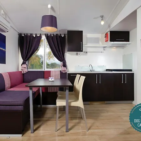 Amadria Park Mobile Homes Semesterpark 4*