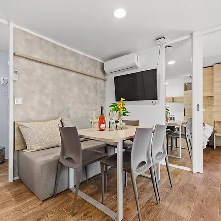 Semesterpark Amadria Park Mobile Homes 4*