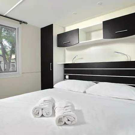 Amadria Park Mobile Homes 홀리데이파크 시베니크