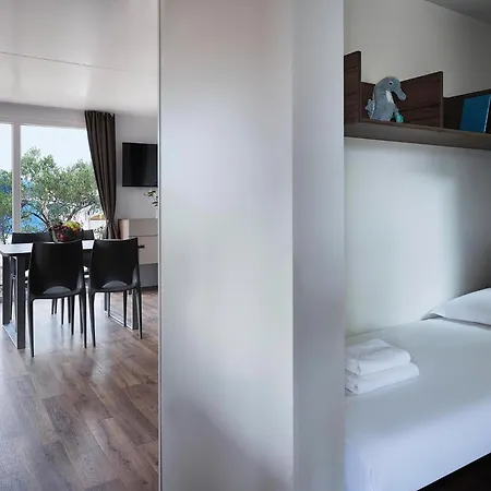 Amadria Park Mobile Homes 4*