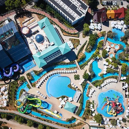 Kompleks wypoczynkowy Amadria Park Mobile Homes 4*