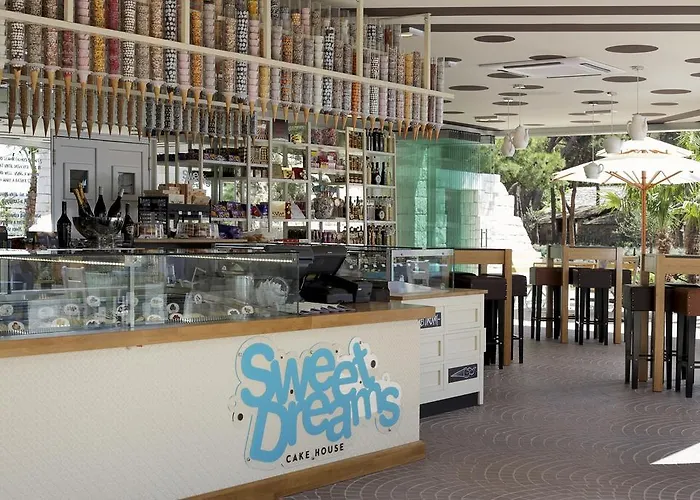 Amadria Park Mobile Homes 假日公园 4*